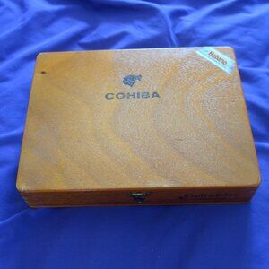Cohiba Esplendidos Habanos s.a. Hecho en Cuba Totalmente a mano Cigar Box